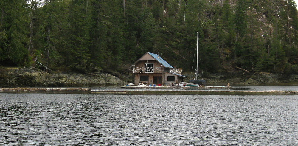 Here's a floathouse that has a fun driftwood railing on the upper deck. It is listed on Craigslist with way better pictures HERE.