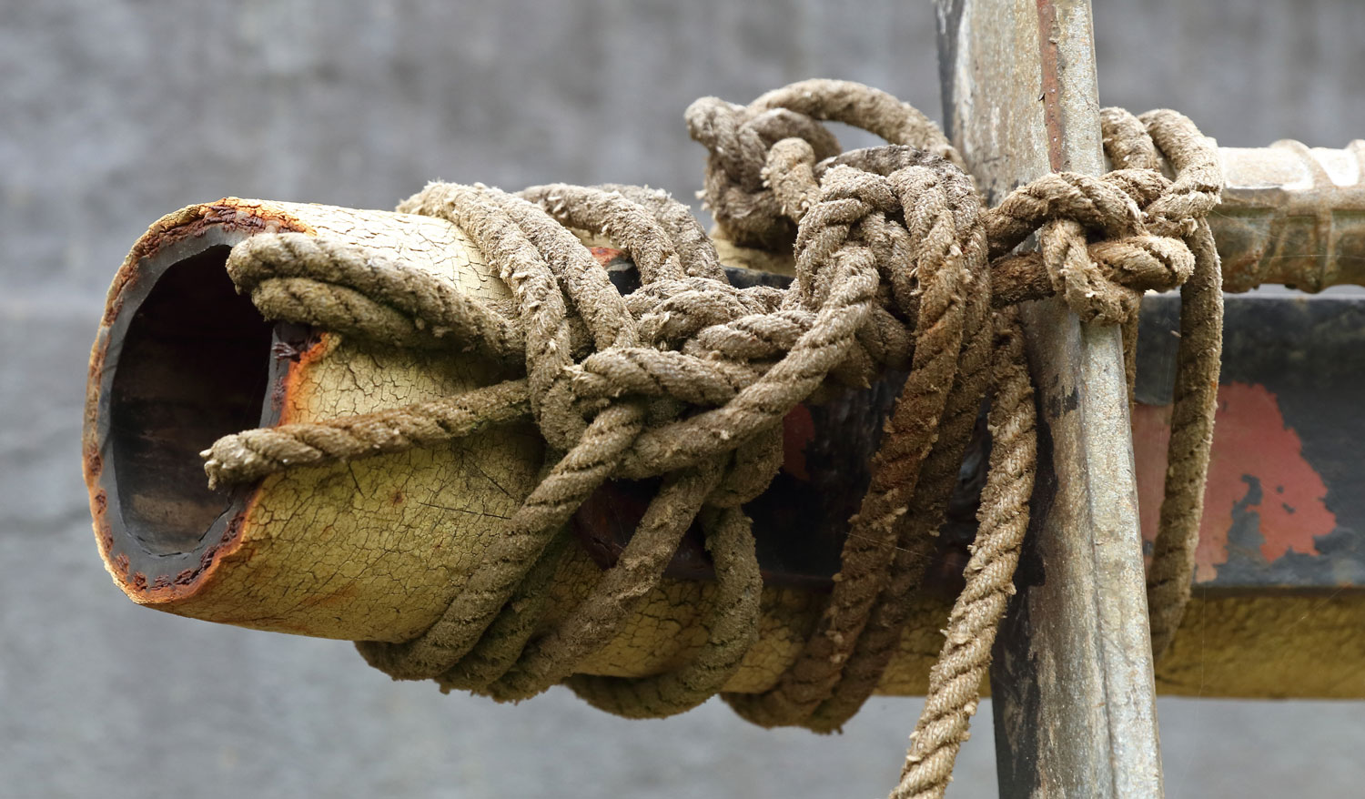 knots on boom boat trailer fender